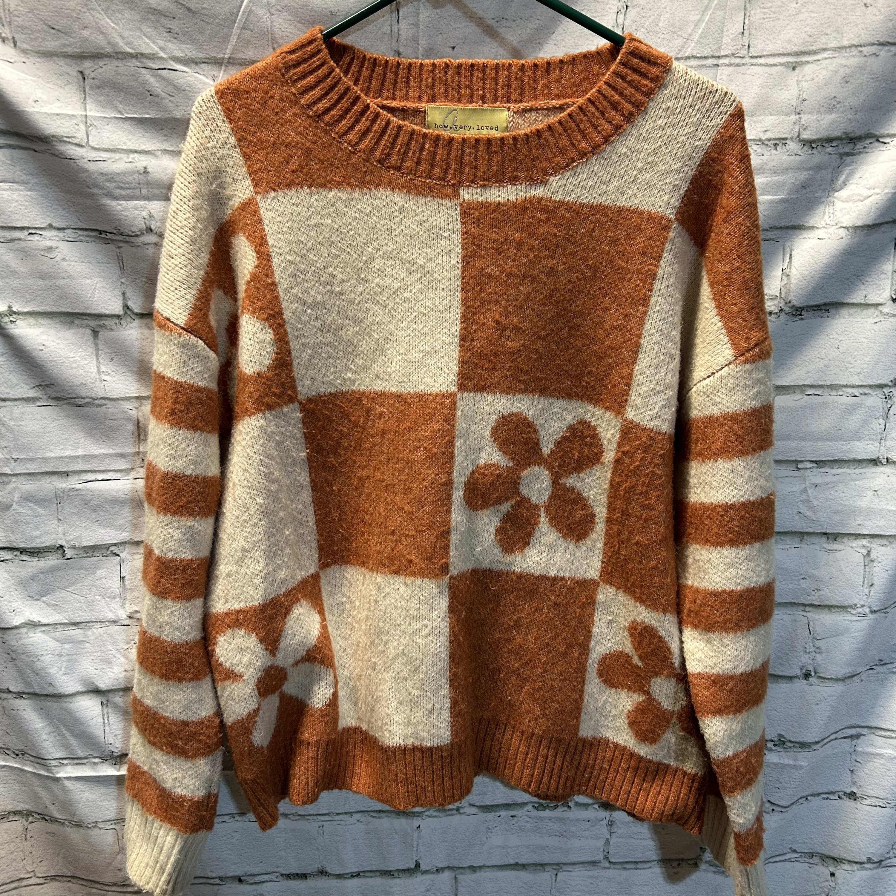 Retro floral sweater Medium