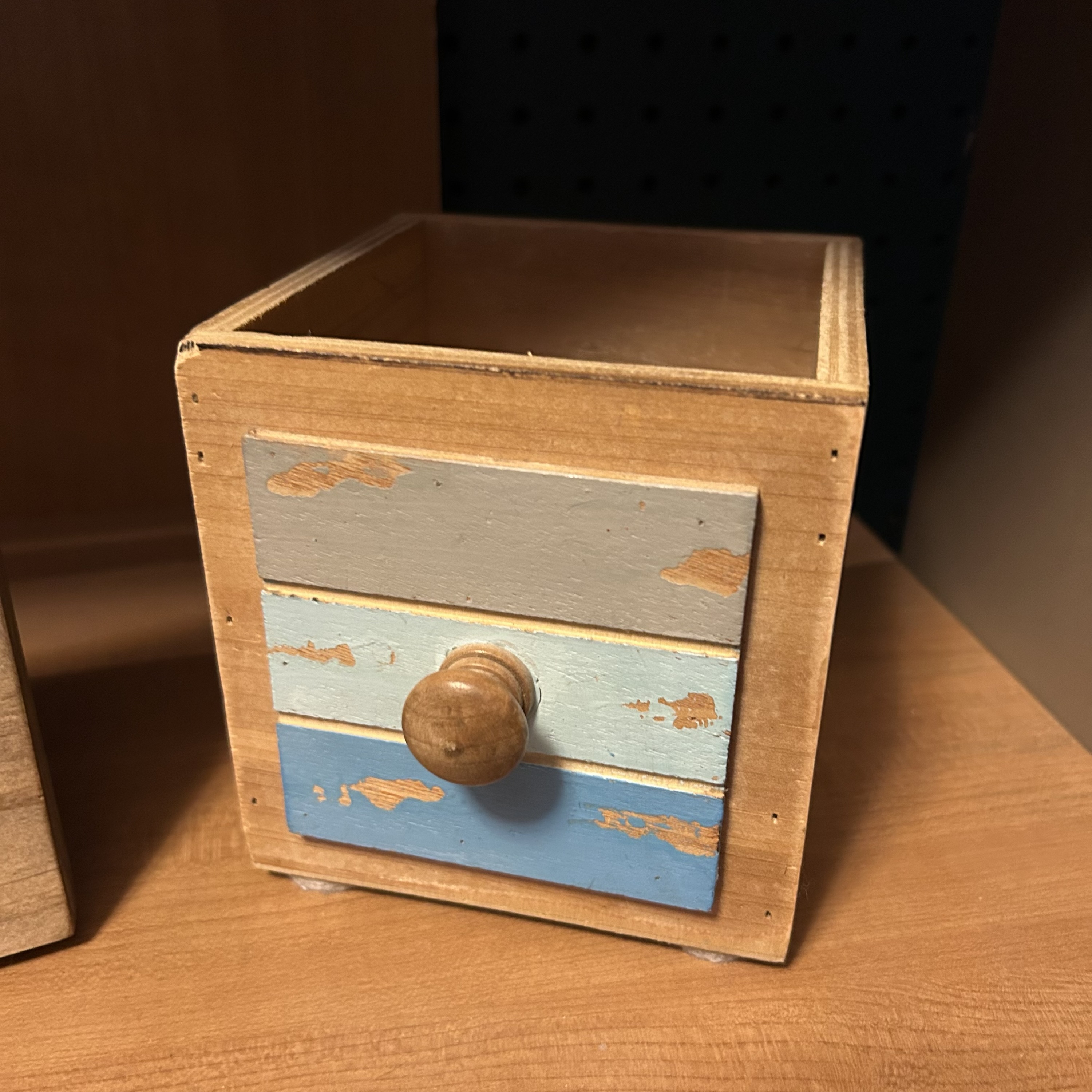 Wooden Pencil Box 6x6"