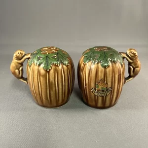 R.D. 1951 Vancouver, Canada Squirrel Vintage Salt & Pepper Shakers